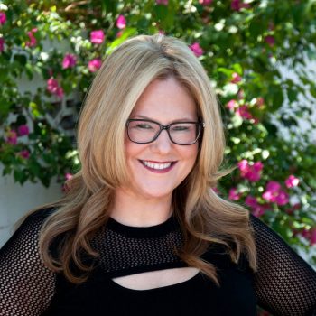 open New York Times Bestselling Author Kristen Ashley in a new window